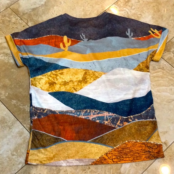 Women’s desert top - Picture 2 of 3